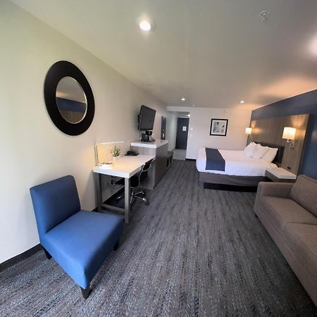 Oyster Bay Inn&Suites Bremerton Exterior foto